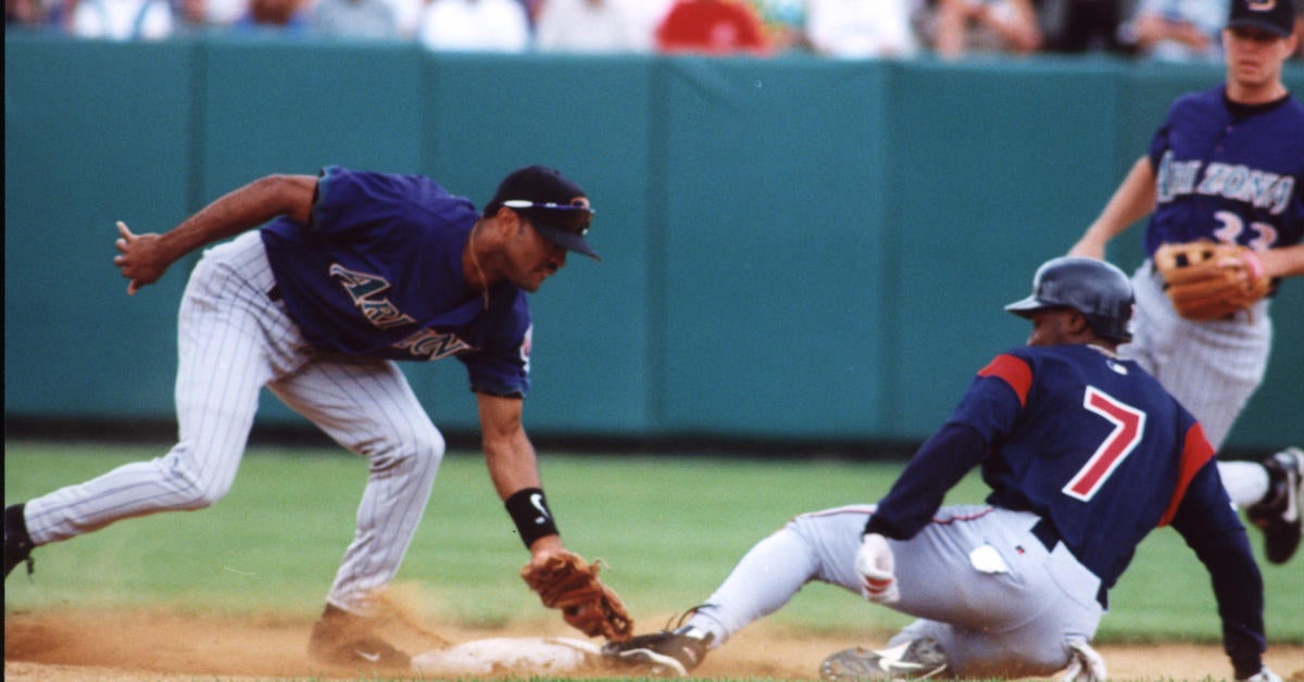 2000 Hall of Fame Game Baseball Hall of Fame